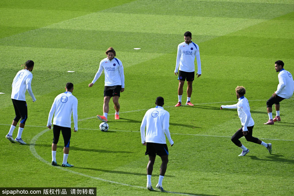 法甲官方晒, 球迷心中占 法甲官方晒, 球迷心中占